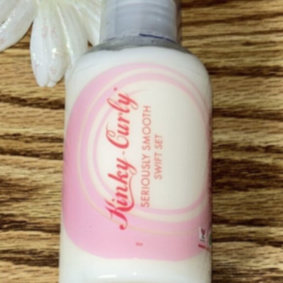Kinky Curly Seriously Smooth Swift Set Lotion 6oz - Soft Hold Hydrating~ SeePics - Picture 1 of 3